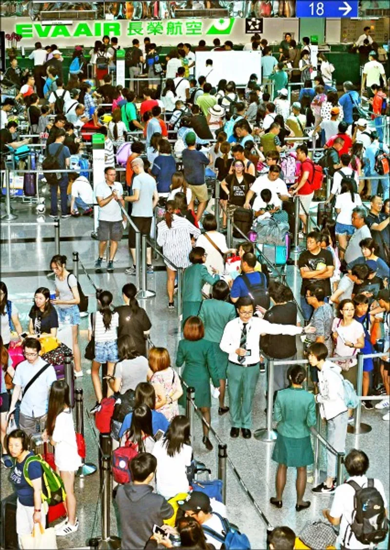 解決那些人：華航、長榮罷工、集體請假！綠委擬修法解決工會亂象