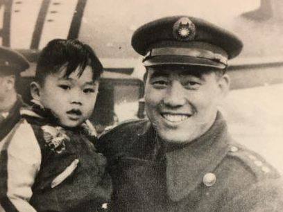 郝柏村と幼少の郝龍斌