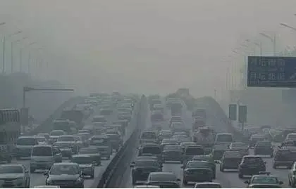 Image: 中國大陸城市塵霾景象