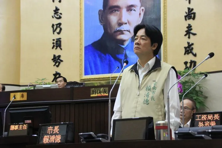 在台南議會中公開表示自己支持台灣獨立的賴清德市長（網路翻攝）
