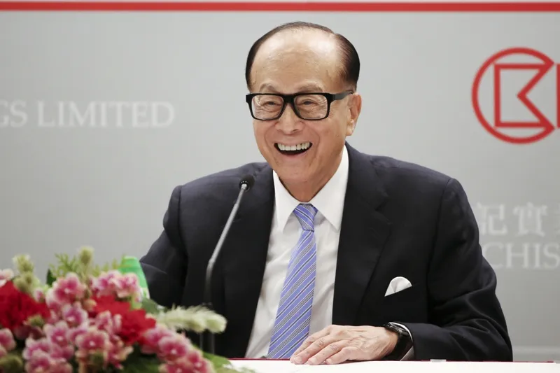 香港首富李嘉誠：男人要懂得欣賞擁有這 $17$ 種人格特質的女人