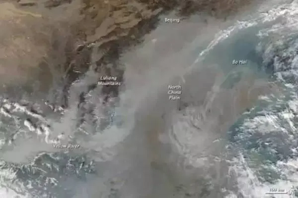 Image: 從衛星看地球的中國霧霾嚴重