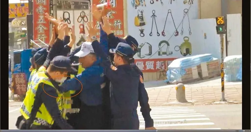 對蔡英文陳抗民眾栽贓罪名，法官怒斥高層指示傷害警察執法公信力