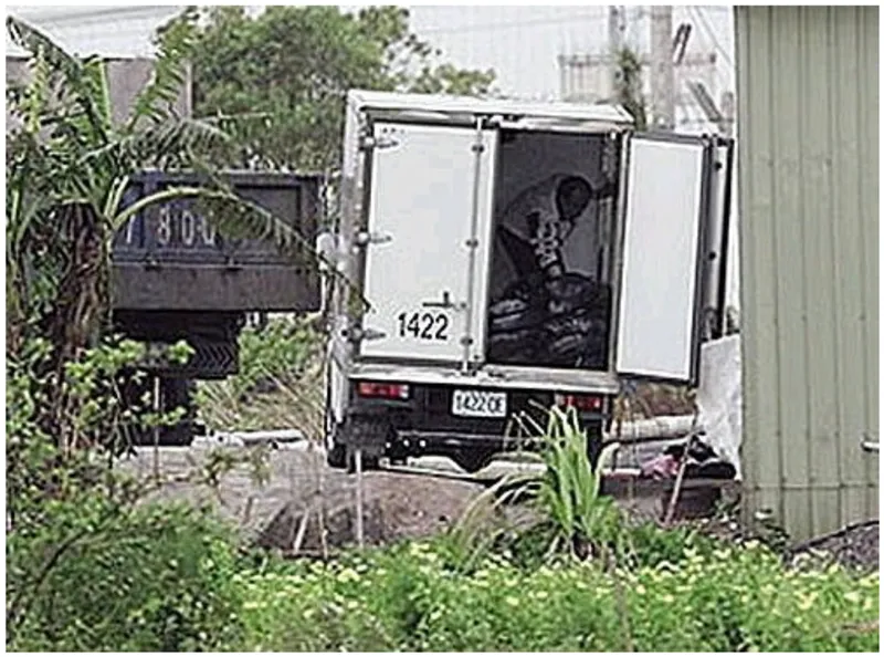 臺灣省近 6 萬家非法工廠佔用 13000 公頃農田，民進黨政府打算就地合法