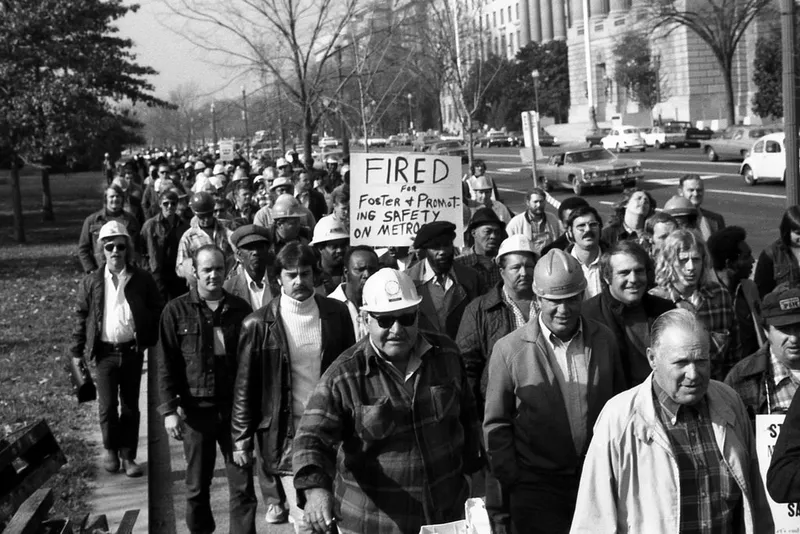 臺灣人醒醒吧，你不敢面對的真相，歡迎罷工爭取自己的福利！